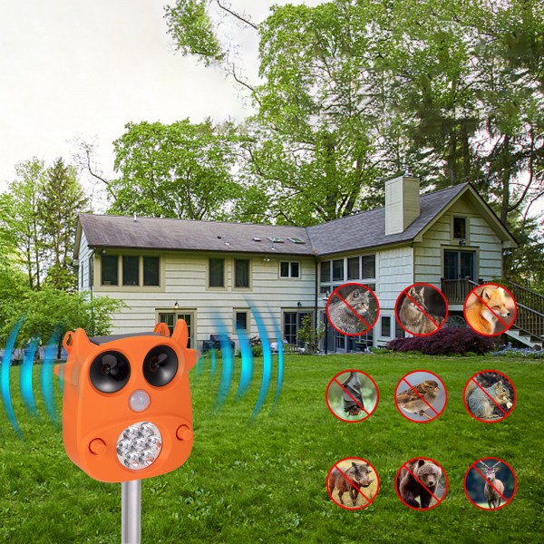 JLT-866 Solar Ultrasonic Animal Repeller 7 LED Flashing Light Frighten Animals Garden PIR Sensor Bird Cats Dog Repellent - Green
